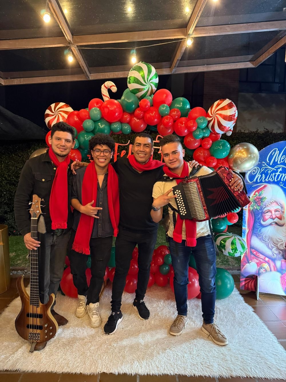 Foto adicional 17 de York Jimenez 