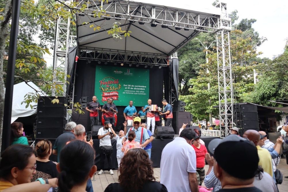 Foto 11 de JOSÉ ÓSCAR MARMOLEJO Y SU ALEGRIA VALLENATA , Vallenatos en Medellin