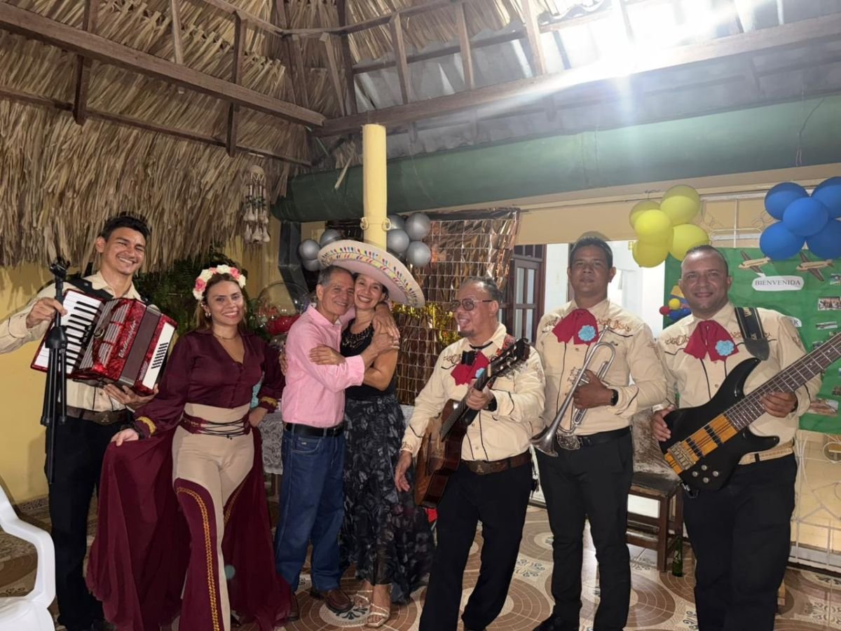 Foto principal de Mariachi Apache, Mariachis en Otro