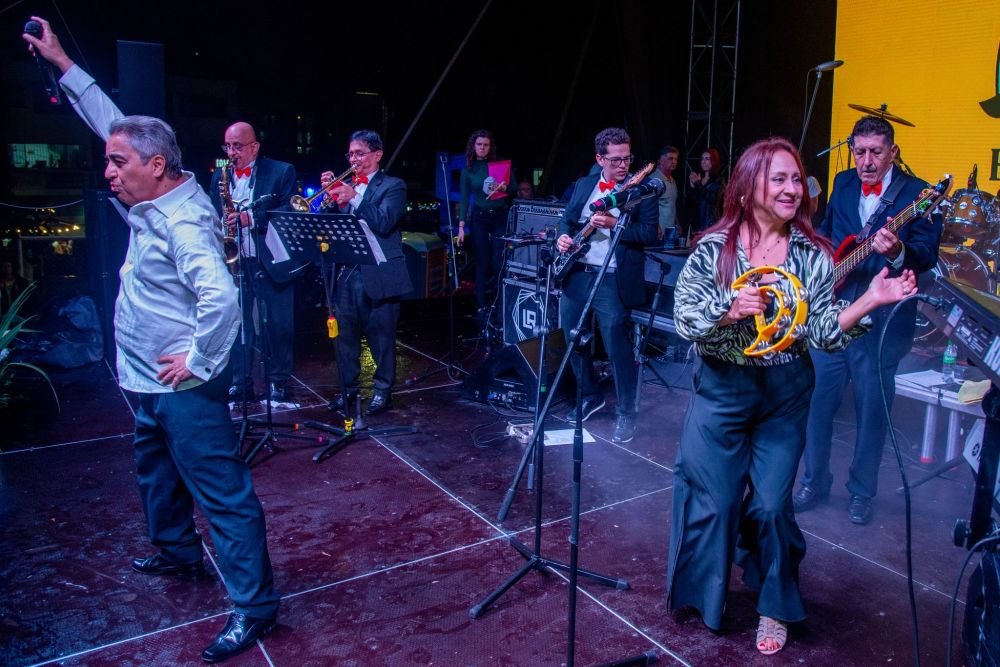 Foto 4 de AGRUPACIÓN MEDITERRANEO , Bandas en Medellin