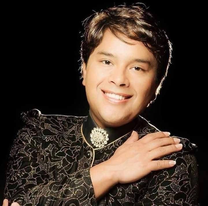 Foto adicional 1 de Juan Gabriel internacional y su Mariachi
