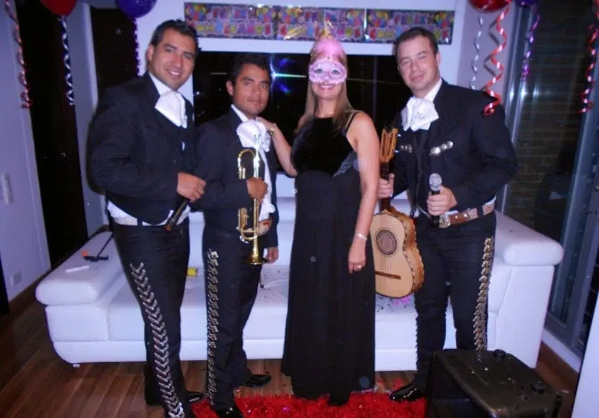Mariachi Arias Juvenil