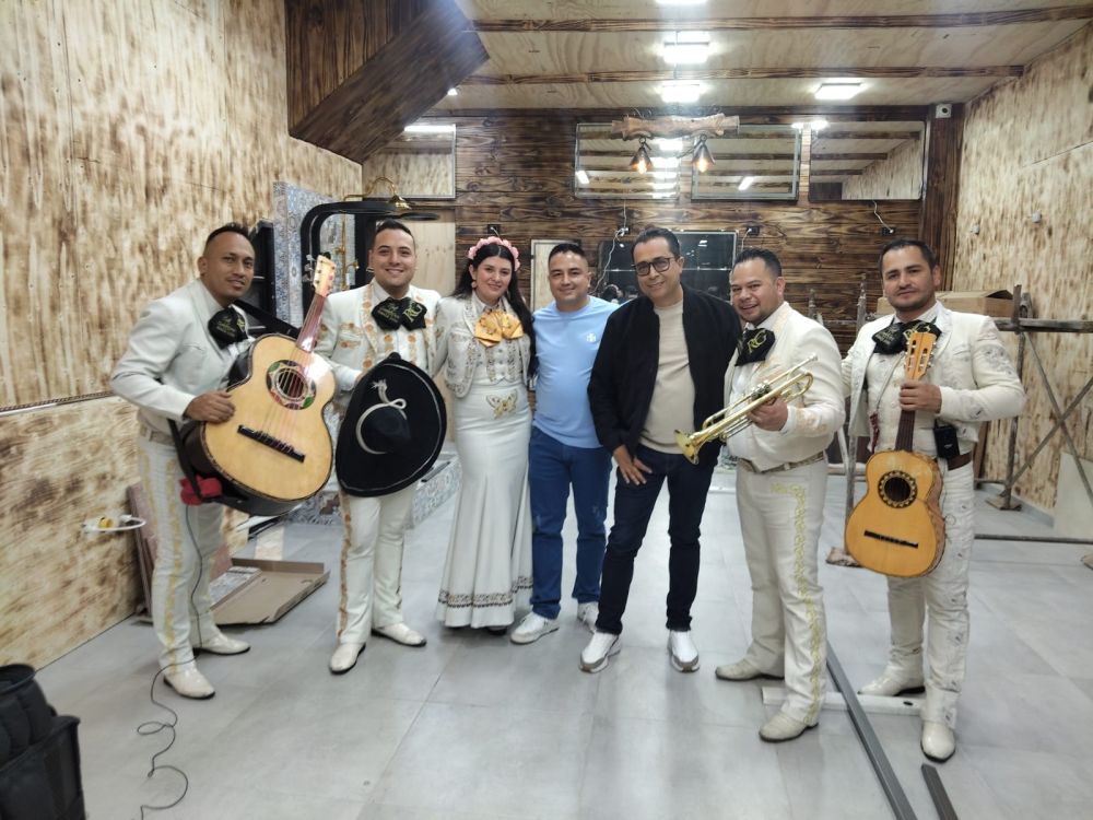 Foto adicional 1 de Banda Mariachi Real Guadalajara 