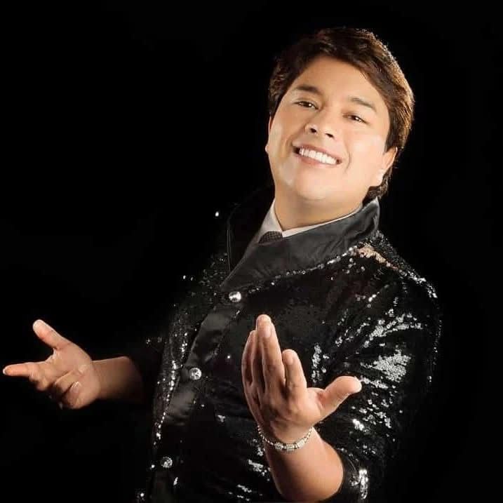 Foto adicional 7 de Juan Gabriel internacional y su Mariachi