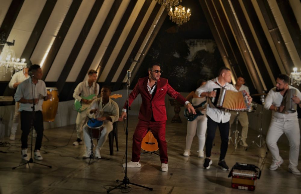 Foto adicional 2 de Ismael Malau