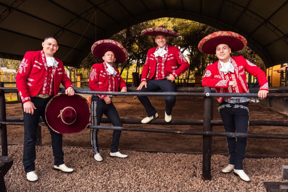 Foto adicional 8 de Banda Mariachi Real Guadalajara 