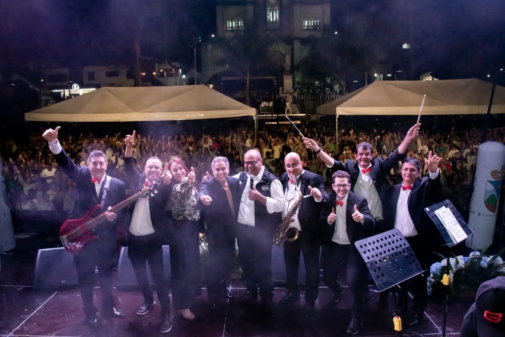 Foto 2 de AGRUPACIÓN MEDITERRANEO , Bandas en Medellin